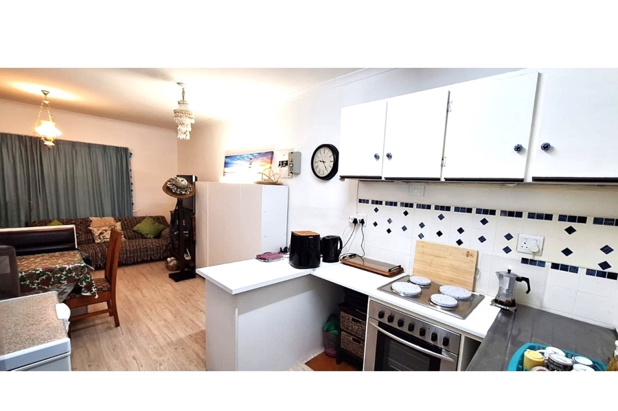 2 Bedroom Property for Sale in Velddrif Western Cape